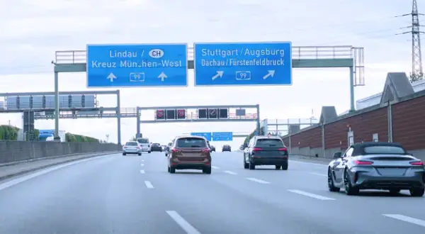 Ausfahrt w Niemczech: Co musisz wiedzieć o zjazdach z autostrady