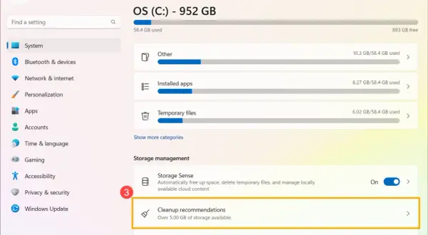 Ustawienia Windows 11: Zarządzanie dyskiem, sekcja "Zalecenia dotyczące oczyszczania" pokazuje ponad 5 GB wolnego miejsca.