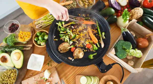 Plancha de cocina: ¿Cuál elegir para comer más sano y rico?