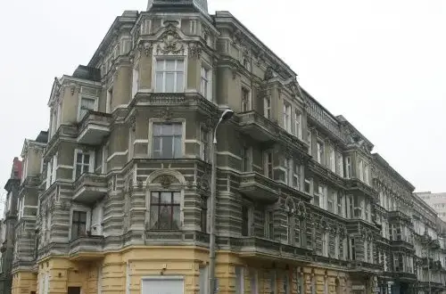 Gdzie mieszka prezydent Szczecina? Prywatność, bezpieczeństwo i fakty