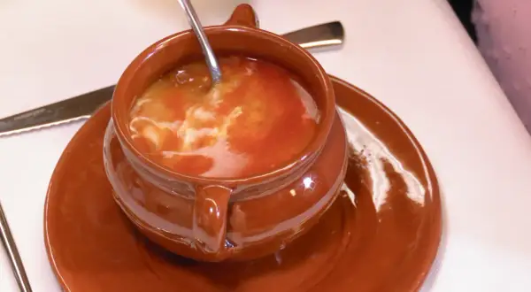 Sopa de Ajo Perfecta: Secretos del Clásico Castellano (Guía Experta)