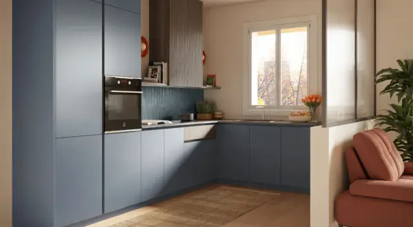 Cucina moderna con mobili blu, forno a incasso e un'area living con divano arancione. I mini case interni sono ben integrati nel design.