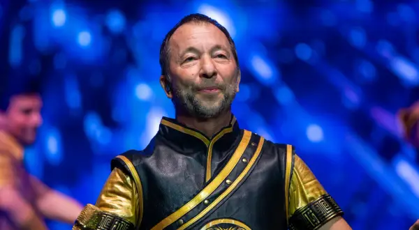 Ile lat ma DJ BoBo? Wiek, kariera, koncerty w Polsce 2026