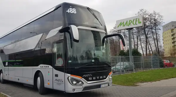 Bus Marcel Krosno: Dworzec Naftowa 9, stanowisko 10 jak dojechać?