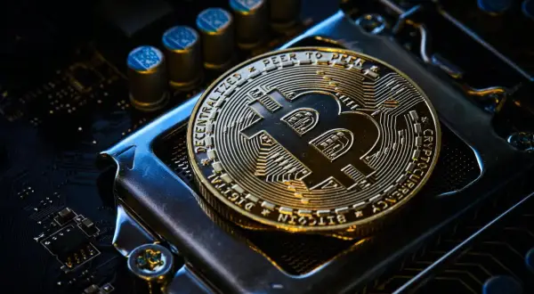 Aplikacje do kopania kryptowalut na telefonie: Czy to realny zysk?