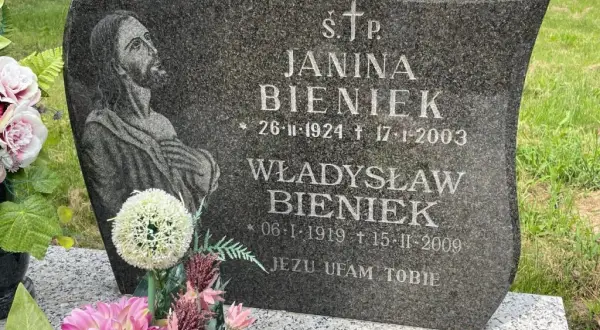 Jak odnowić złote litery na pomniku i przywrócić im blask