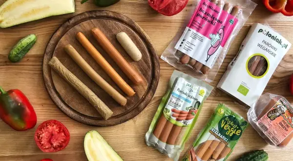 Gdzie kupić parówki wegetariańskie? Sprawdzone miejsca i oferty