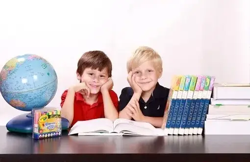 Nauczanie indywidualne: Jak uzyskać orzeczenie i jakie prawa ma dziecko?