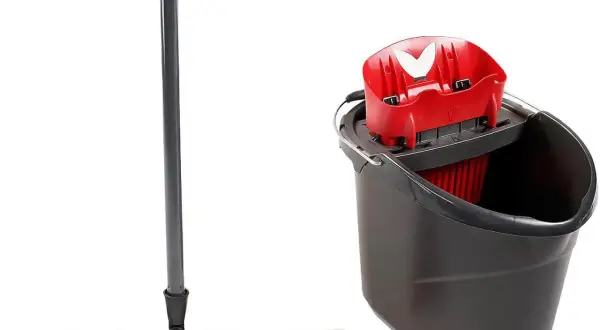 Mop Vileda: płaski czy okrągły? Opinie, wady i zalety