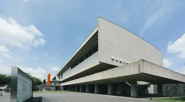Muzeum sztuki nowoczesnej bilety – sprawdź ceny i dostępność teraz