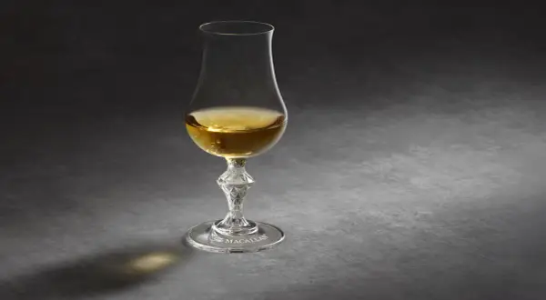 Gdzie sprzedać whisky i uniknąć strat: najlepsze opcje sprzedaży