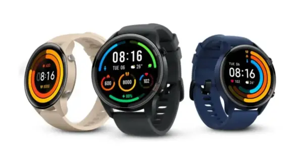 Trzy smartwatche: beżowy, czarny i granatowy. Każdy mi watch revolve pokazuje godzinę 08:16, datę, temperaturę i aktywność.