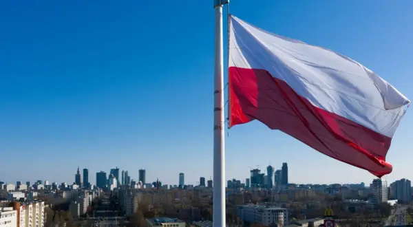 Sekrety polskiej flagi: Dlaczego jest biało-czerwona? Historia