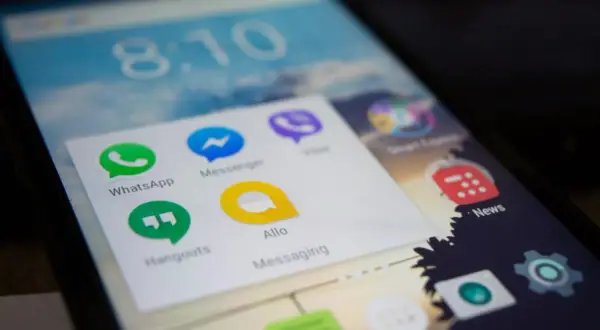 Jak bez problemu przesłać wiadomość z WhatsApp do Messengera w kilku krokach