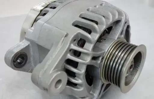 Ile naprawdę kosztuje alternator do Toyoty Yaris? Sprawdź, jak nie przepłacić!