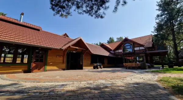 Skansen Pomorski - odkryj atrakcje i godziny otwarcia w Czersku