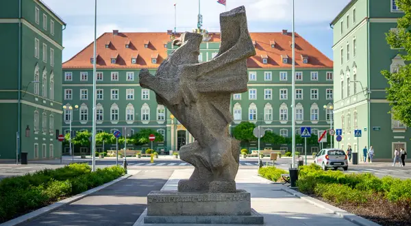Szczecin: Serce Pomorza Zachodniego gdzie leży i co oferuje?