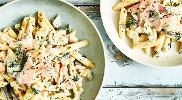 Pasta con Salmón: Receta Perfecta, Variaciones y Trucos de Chef