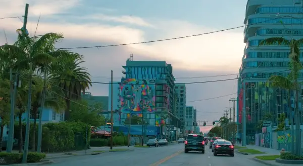 Miami czy jest bezpiecznie? Odkryj niebezpieczne dzielnice i porady