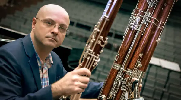Fagot: jaki to instrument? Odkryj jego budowę i unikalne brzmienie.
