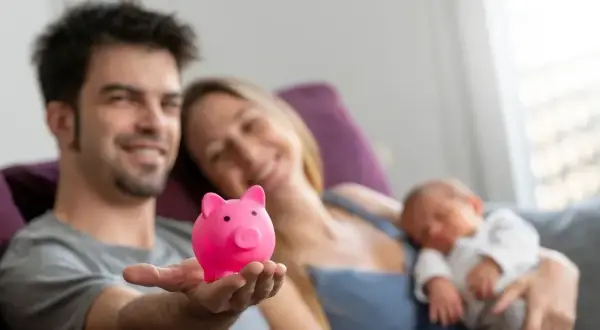 Jak złożyć wniosek o becikowe? Kluczowe kroki i dokumenty