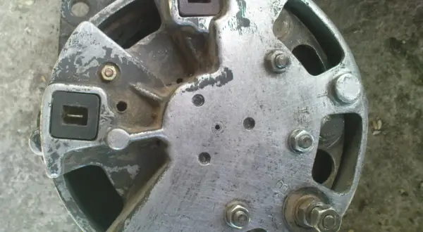 Jak podłączyć alternator w Ursus C 385 – krok po kroku bez błędów