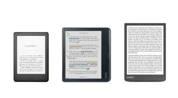 Trois liseuses affichant des livres numériques, dont une Kindle et une Kobo. Ces appareils sont parfaits pour lire des livres dans tous les formats.