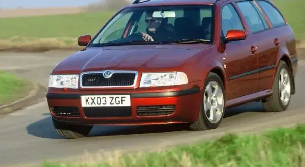 Ile płynu do chłodnicy Skoda Octavia? Sprawdź, zanim wymienisz!