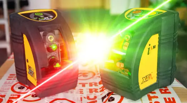 Zielony czy czerwony laser? Porównanie poziomic i wybór idealnej