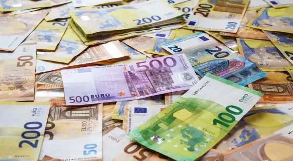 Ile można zarobić w Providencie? Zaskakujące fakty o wynagrodzeniach