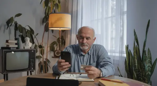 Ile kosztuje przedłużenie w lombardzie? Sprawdź ukryte opłaty!