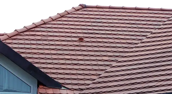 Jak obliczyć ile dachówek wentylacyjnych potrzebujesz do dachu?