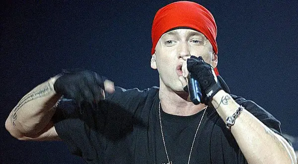 Ile ma lat Eminem? Zaskakująca prawda o wieku rapera