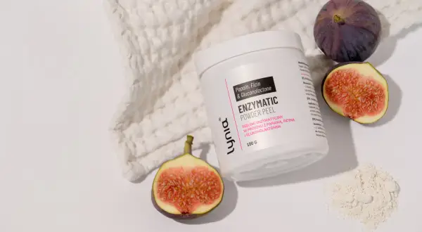 Peeling dla cery naczynkowej: Bezpieczne złuszczanie bez podrażnień
