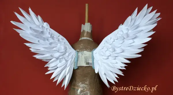 Stwórz strój aniołka DIY! Prosto, tanio, bez szycia