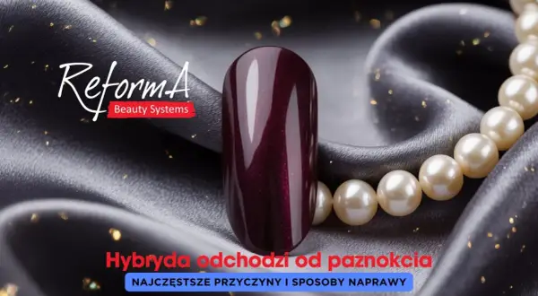 Elegancki, ciemny lakier hybrydowy na tle jedwabiu i pereł. Dowiedz się, dlaczego hybryda odchodzi od paznokcia i jak temu zapobiec.