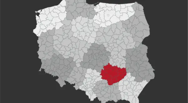Mapa Polski z zaznaczonym na czerwono obszarem Gór Świętokrzyskich.