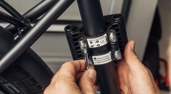 Ihr Gepäckträger-Kindersitz: Sicherheit, E-Bike & Montage-Check
