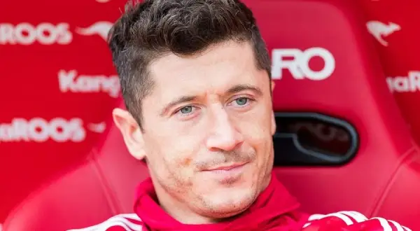 Ile Lewandowski zarabia na minutę? Szokujące przeliczenia!