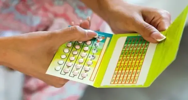 Jak brać tabletki antykoncepcyjne po porodzie bez ryzyka?