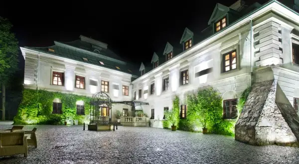 Hotel dla dorosłych co to znaczy? Odkryj ich wyjątkowe cechy