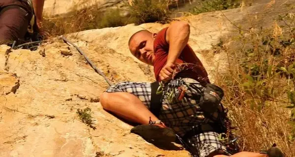 Jak skutecznie pozbyć się lęku wysokości – sprawdzone metody i porady ekspertów