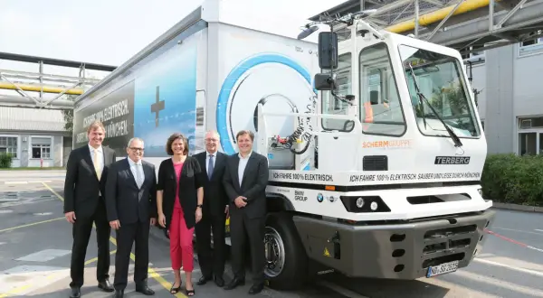 BMW TIR: Czy niemiecki gigant produkuje ciężarówki? Prawda i mity