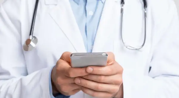 Lekarz widzi status e-recepty? Dlaczego to ważne dla Twojego zdrowia