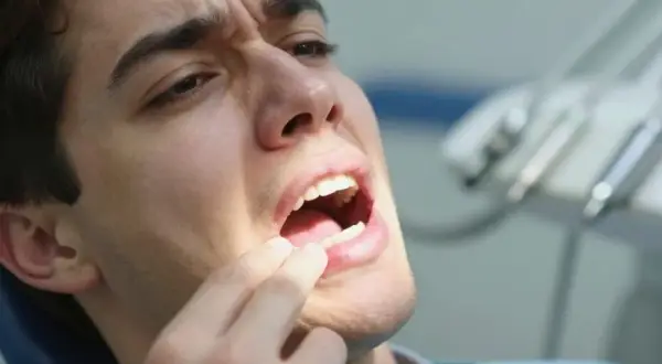 Odrętwienie po dentyście? Szybkie sposoby na powrót czucia!