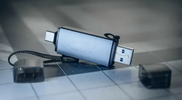 Jak odzyskać dane z pendrive - skuteczne metody przywracania plików
