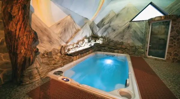 Bacówka Biały Jeleń: Planujesz wizytę? Noclegi, SPA, Wesela