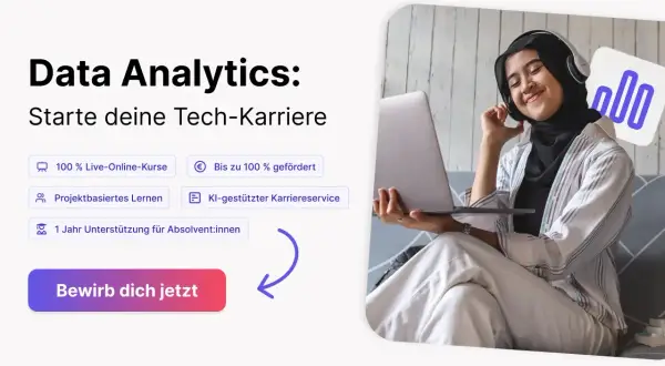 Frau mit Kopfhörern lernt Data Analytics online. Das Studium bietet Live-Kurse, Projektarbeit und Karriereunterstützung.