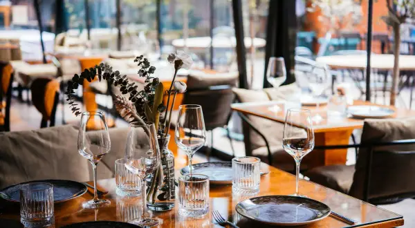 Gdzie zjeść w Pile? Odkryj najlepsze restauracje i smaki