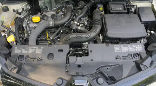 Silnik Renault Captur 2017, czysty i zadbany, gotowy do drogi.